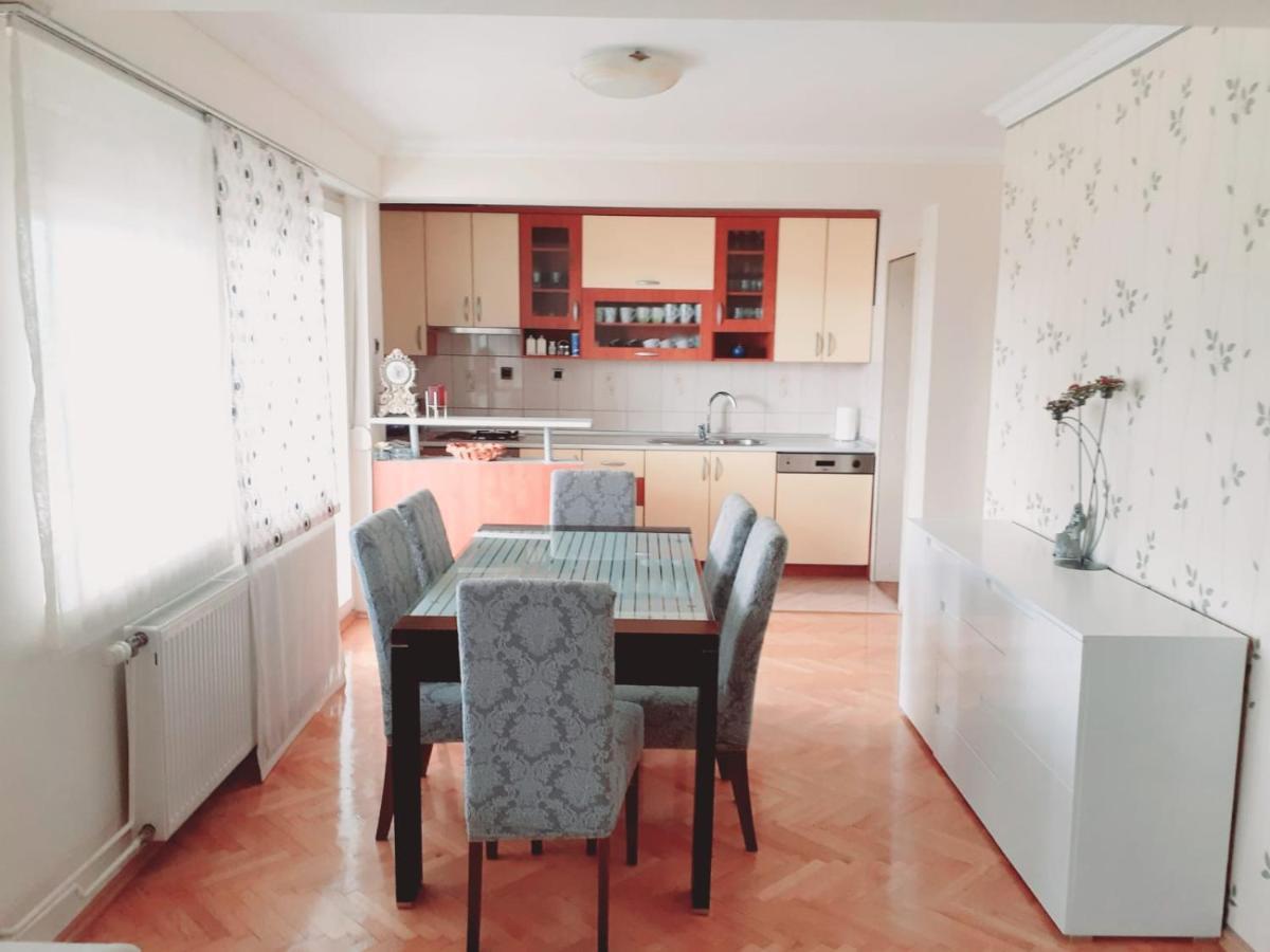 Spacious 80M2 Apartment In The Center Любушки Экстерьер фото